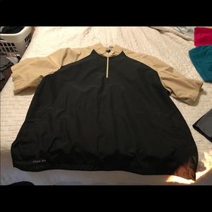 Nike Dri fit Short sleeve windbreaker.